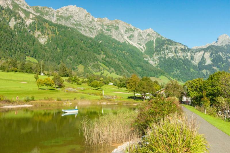 Apartamento Gaestehaus Zum Baeren Wald am Arlberg Exterior foto