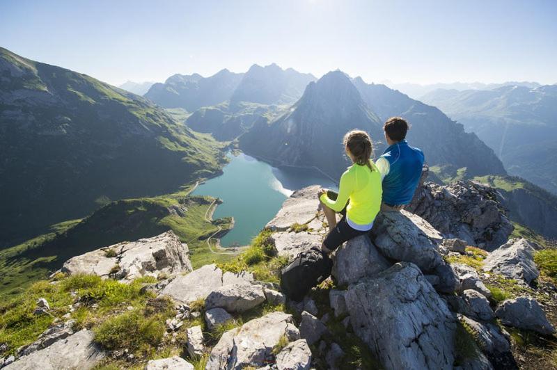 Apartamento Gaestehaus Zum Baeren Wald am Arlberg Exterior foto