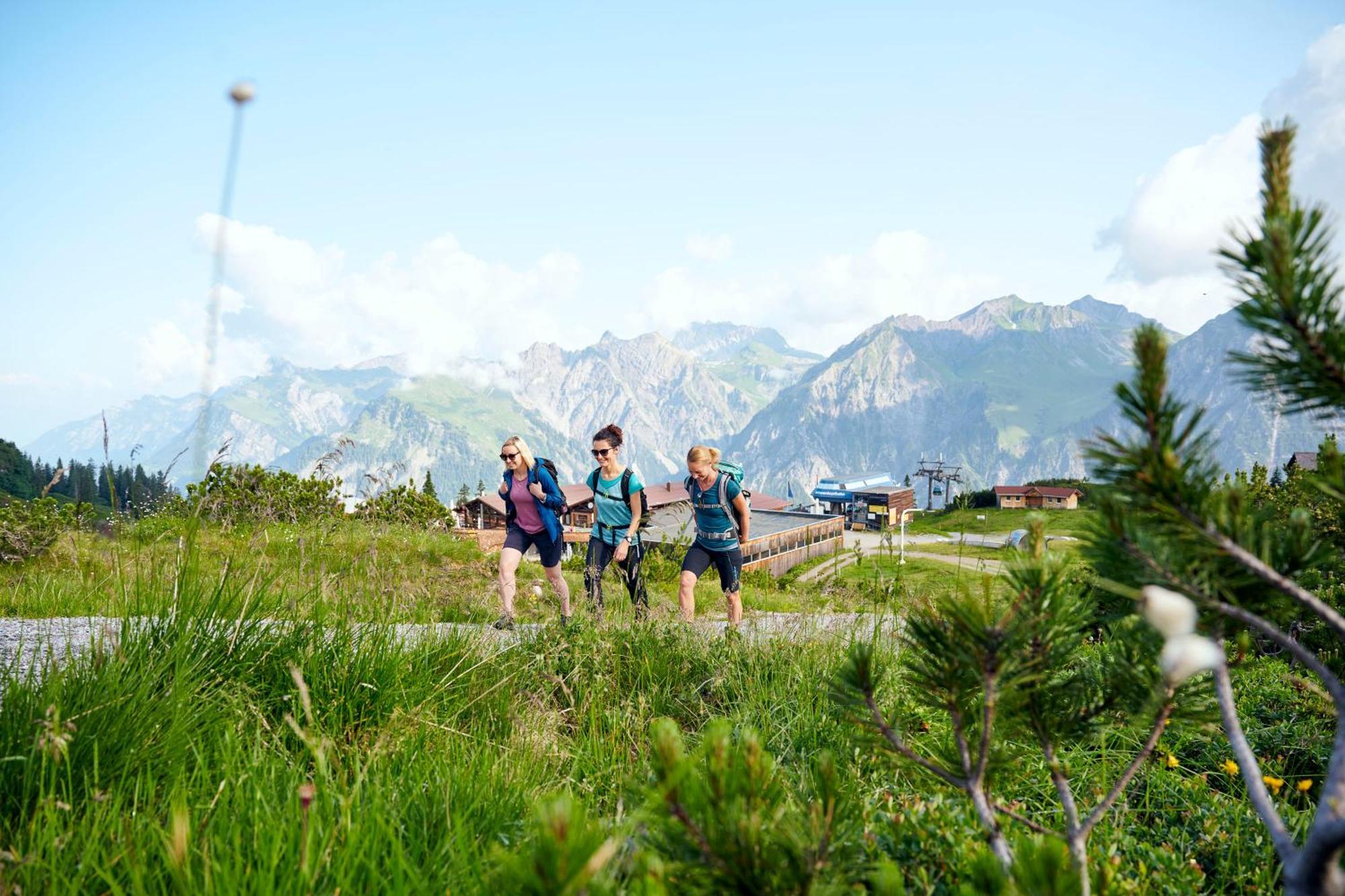 Apartamento Gaestehaus Zum Baeren Wald am Arlberg Exterior foto